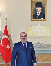 Д-р Яшар АКСАНЯР (Yaşar AKSANYAR)